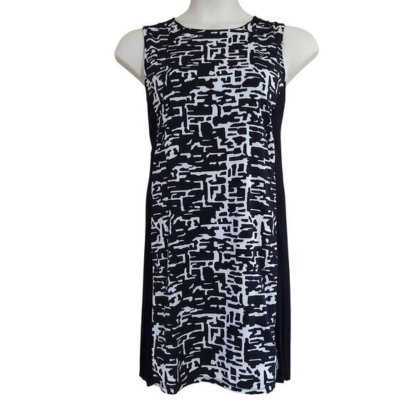 Peter Nygard Dresses & Skirts - Peter Nygard Petite Colorblock Black Geometric Print Sleeveless Shift Dress
